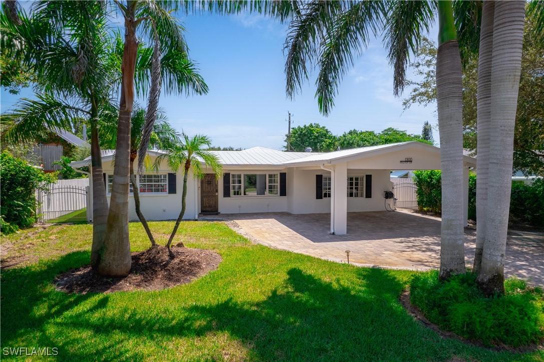 1300 Hilltop Dr., Naples, FL 34103
