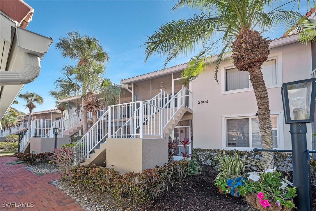 2305 Hidden Lake Dr. #3704, Naples, FL 34112