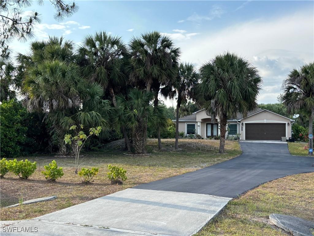 2591 2nd Ave., Naples, FL 34117