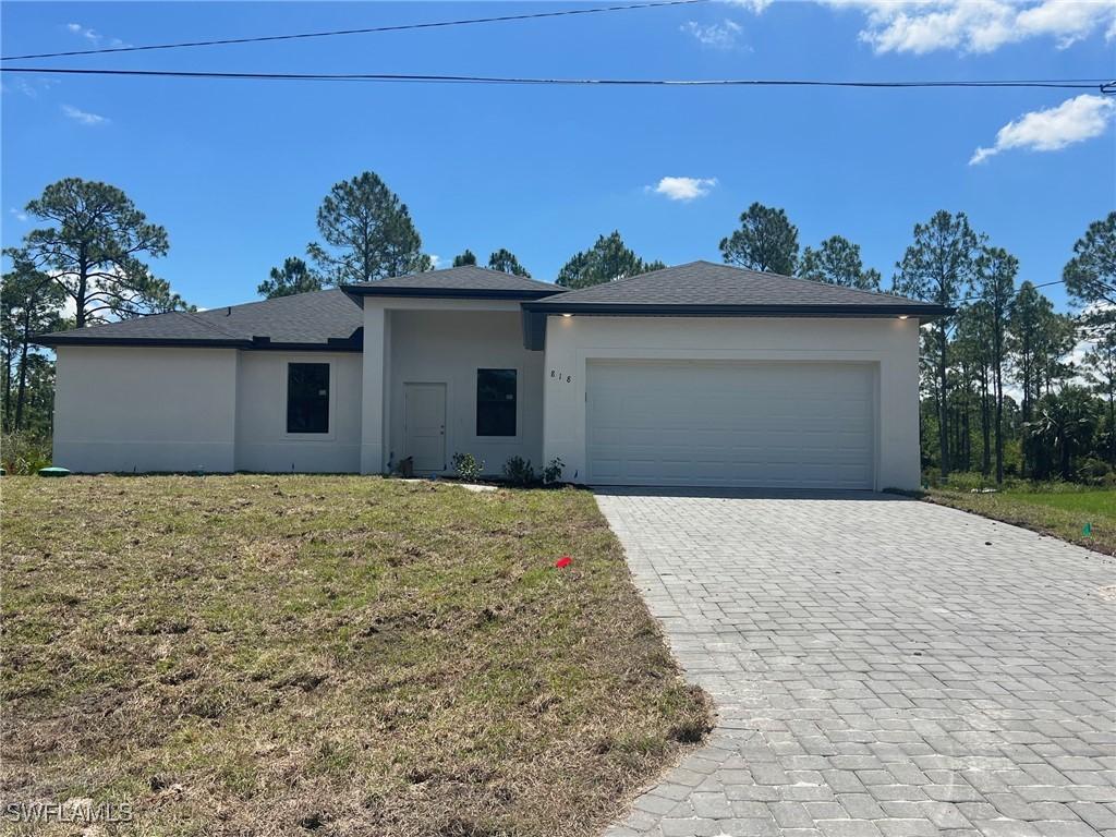 818 Congress Ave., Lehigh Acres, FL 33972