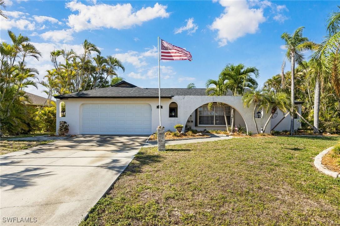 919 SE 34th Ter., Cape Coral, FL 33904