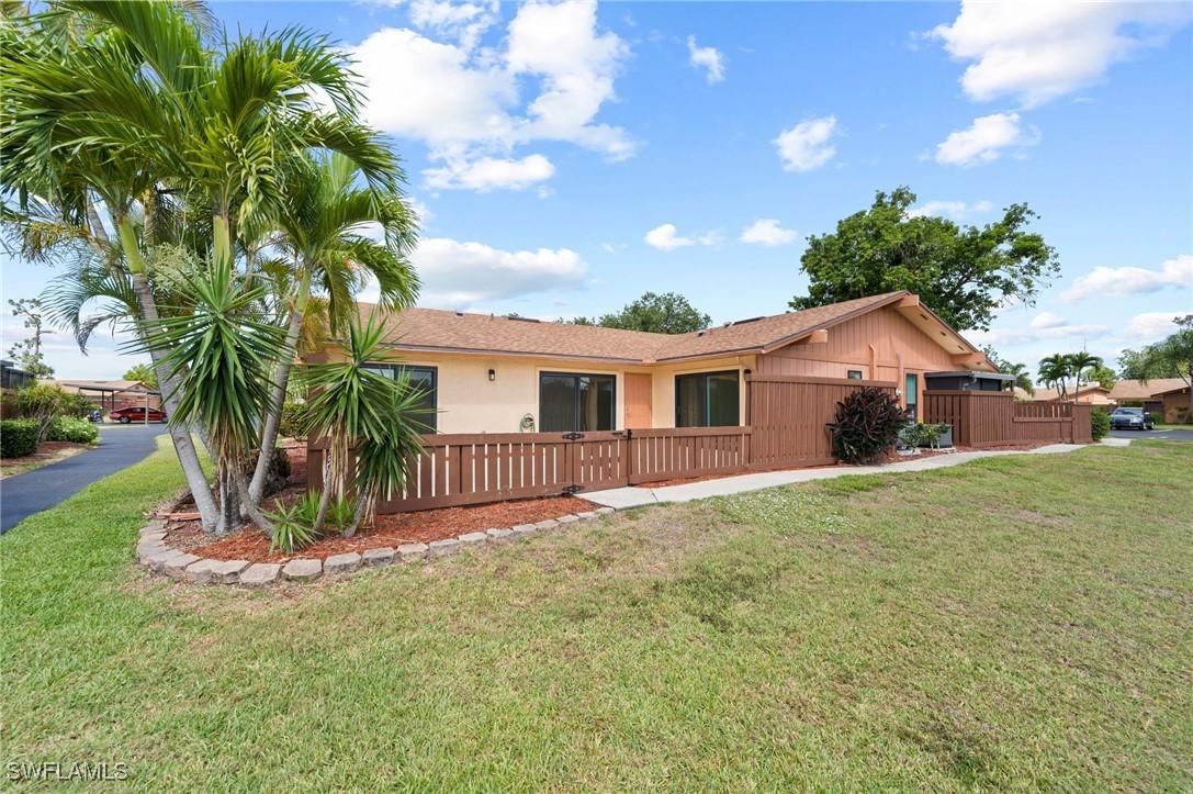 17307 Timber Oak Ln., Fort Myers, FL 33908