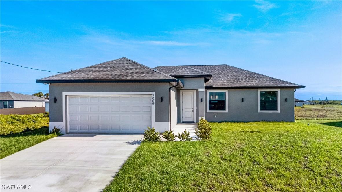 7005 Burma Cir., Labelle, FL 33935