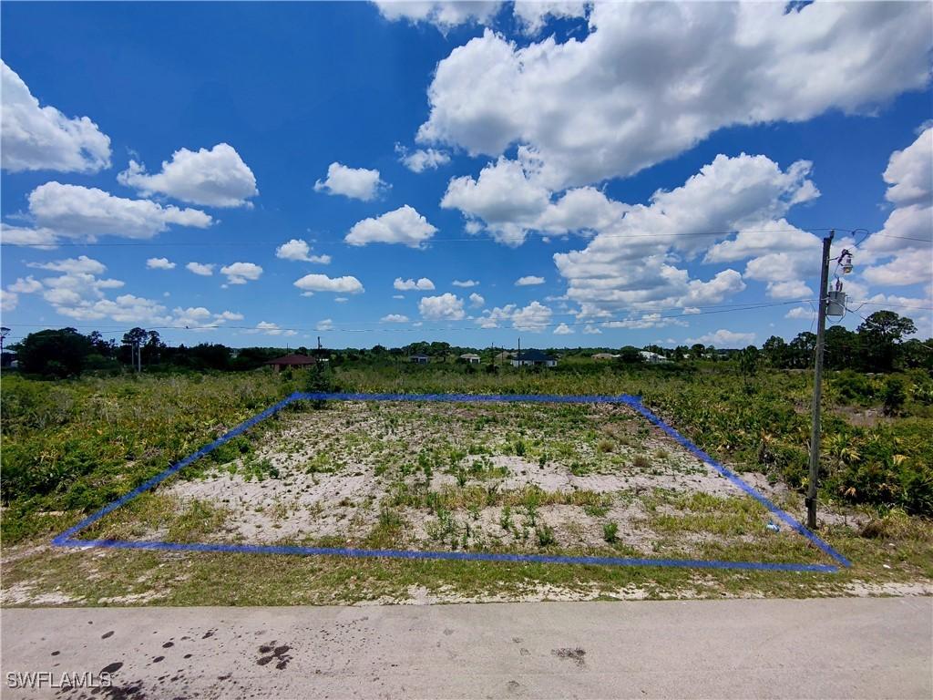 6005 Hanna Ave., Lehigh Acres, FL 33971