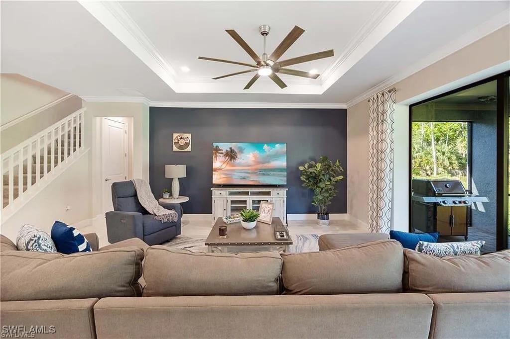 10367 Ventana Ln., Naples, FL 34120