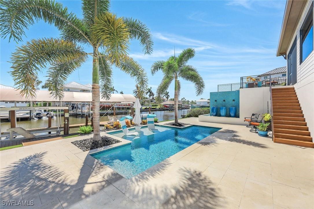 378 Seabee Ave., Naples, FL 34108