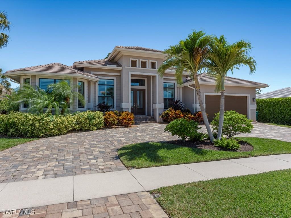 811 Manor Ter., Marco Island, FL 34145