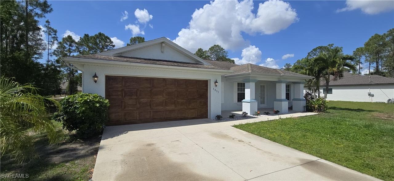 3835 Sunset Rd., Lehigh Acres, FL 33971