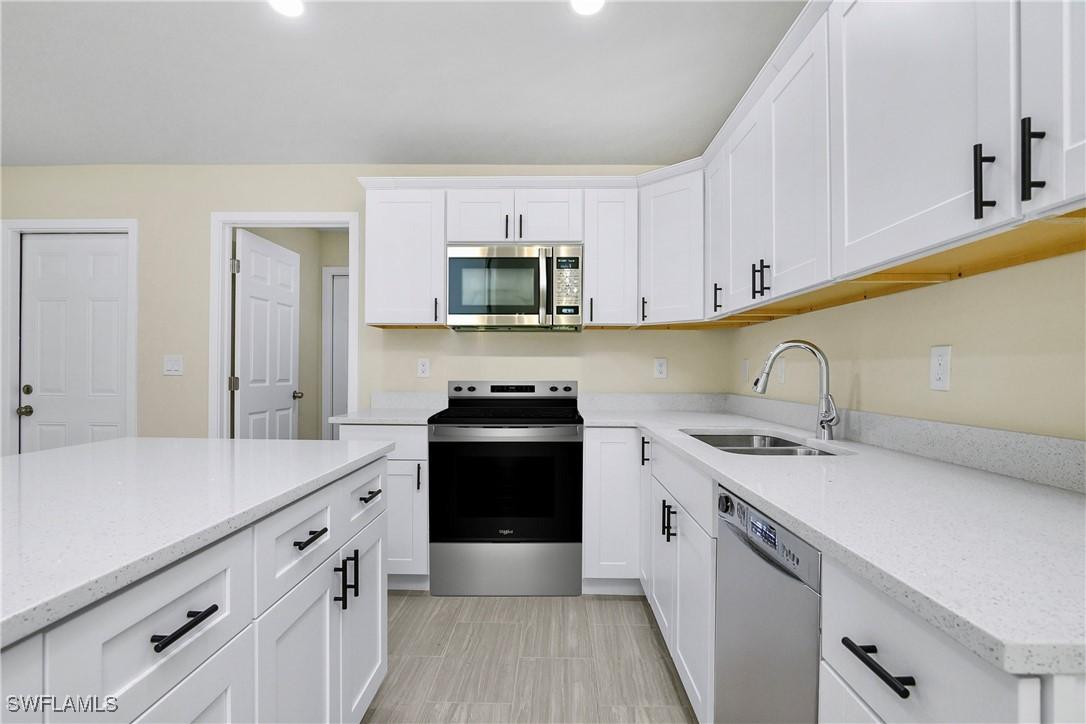 876 Apartment St., Lehigh Acres, FL 33974