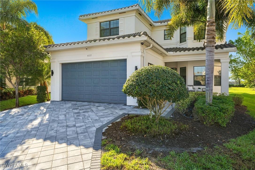 4172 Crescent Ct., Naples, FL 34119