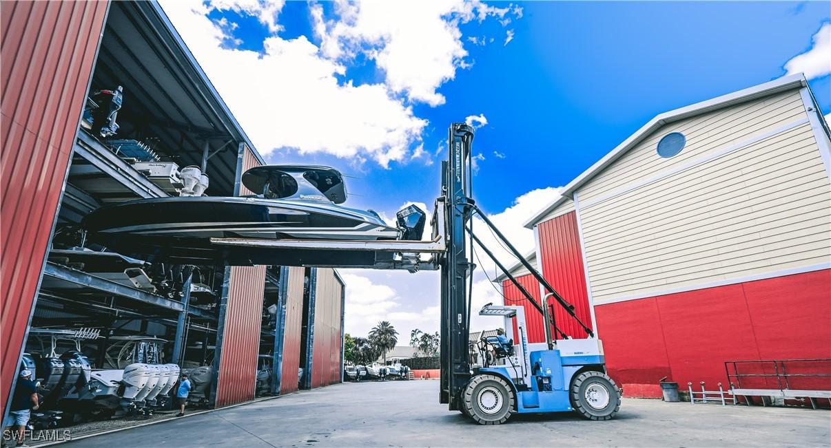 750 River Point  B2-13 Dr., Naples, FL 34102