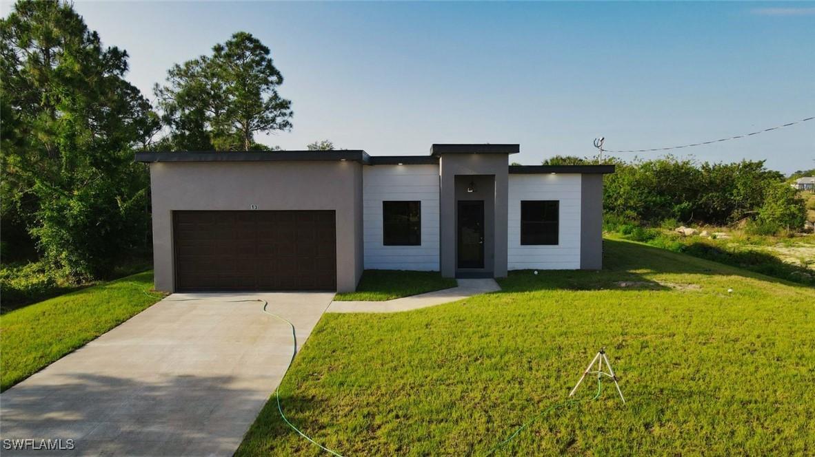 4019 4th St., Lehigh Acres, FL 33976