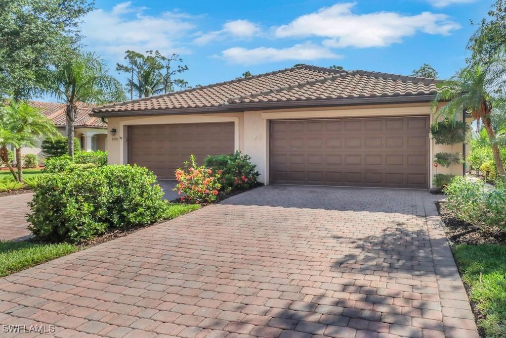 9101 Water Tupelo Rd., Fort Myers, FL 33912