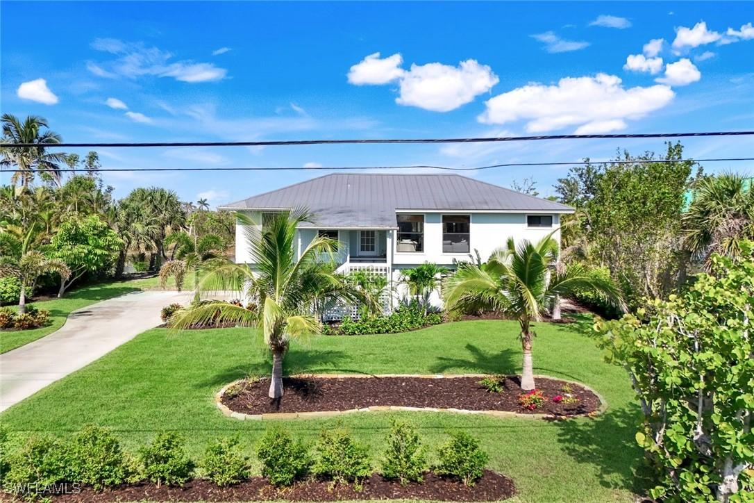 647 Rabbit Rd., Sanibel, FL 33957