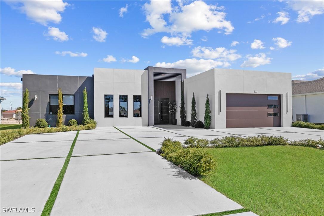 511 NE 5th Ave., Cape Coral, FL 33909