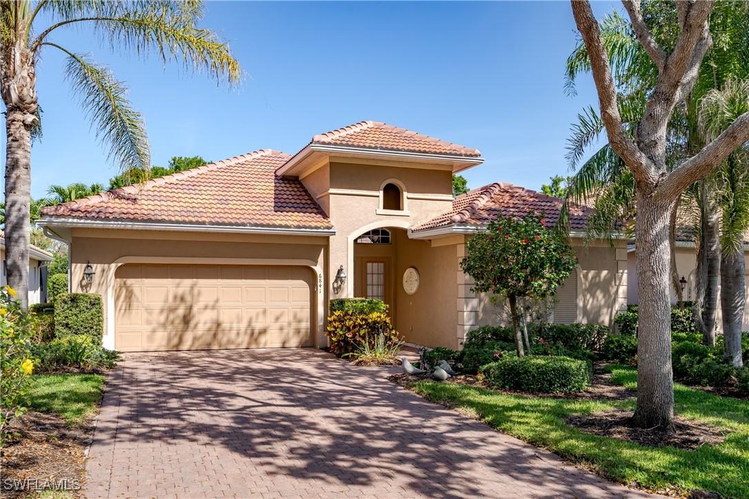 6841 Bent Grass Dr., Naples, FL 34113