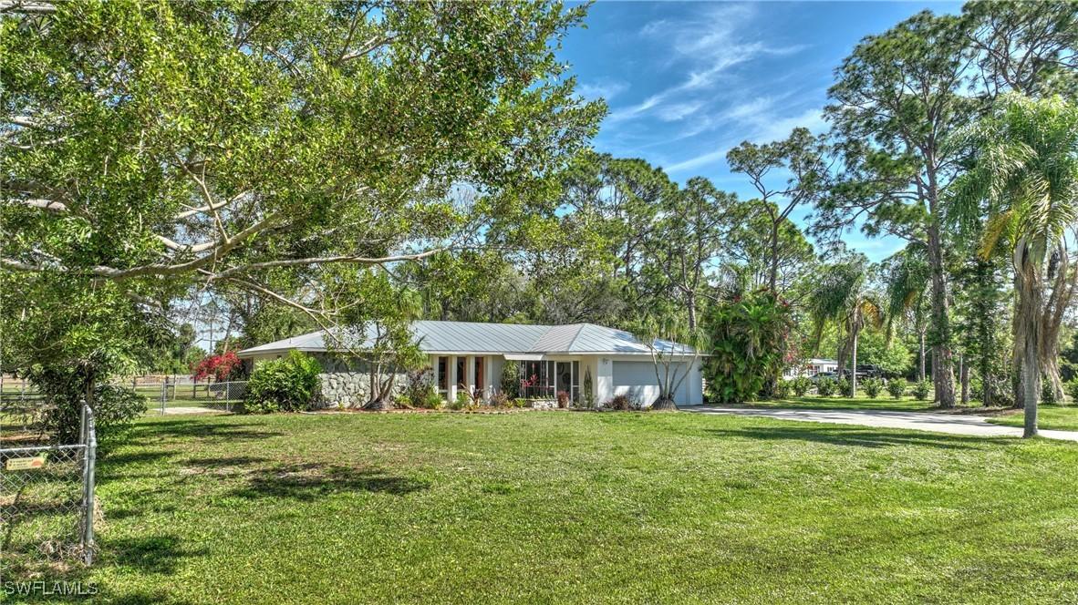 11741 Fox Hill Rd., North Fort Myers, FL 33917