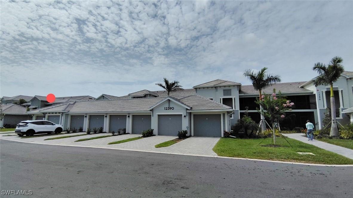 12390 Wellen Golf St. #202, Venice, FL 34293