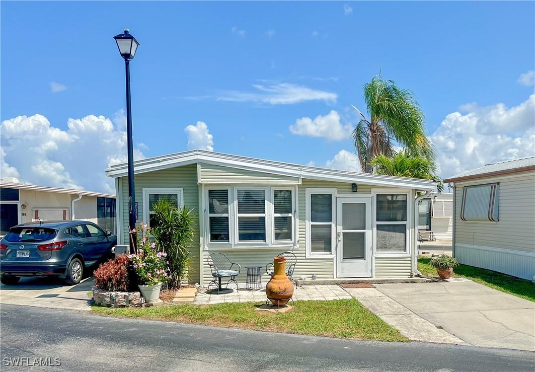 11511 Slipper Shell Dr., Fort Myers, FL 33908