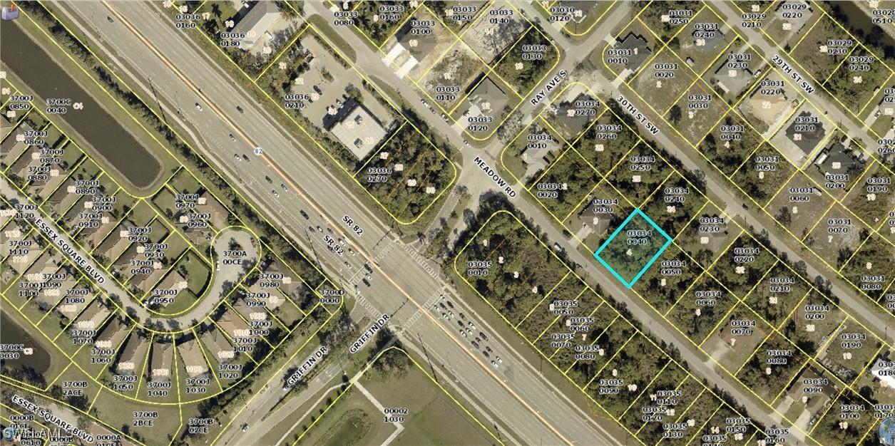 613/615 Meadow Rd., Lehigh Acres, FL 33973