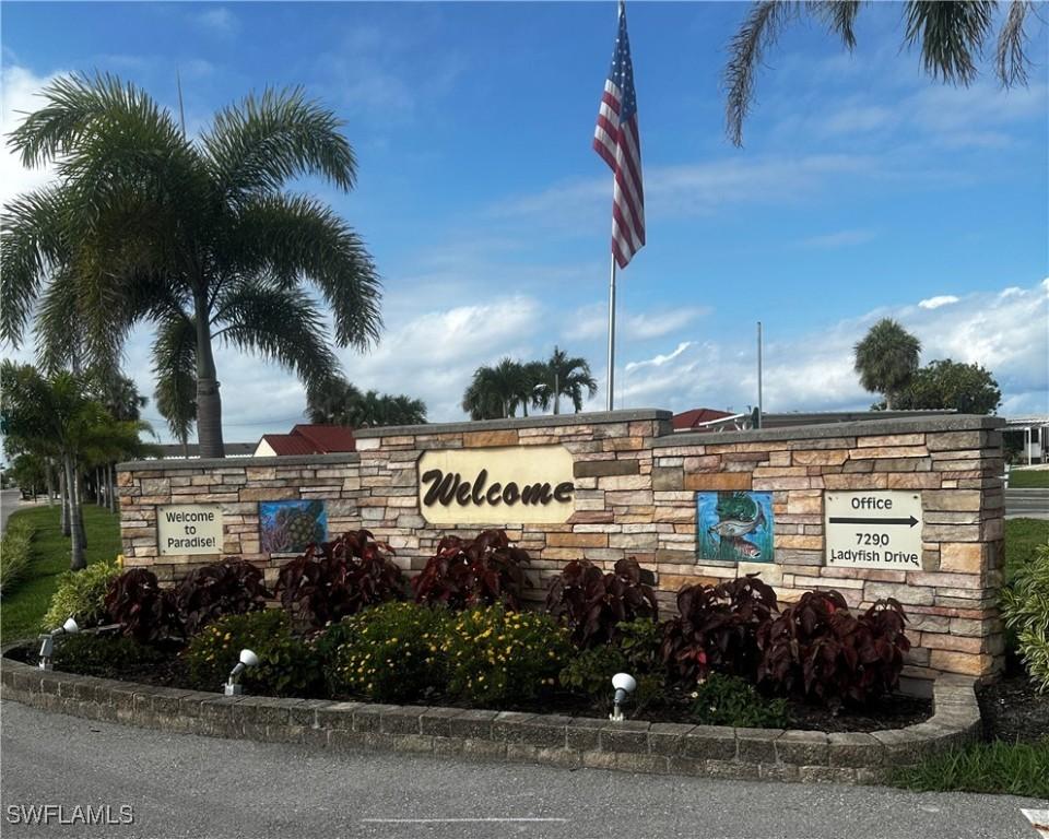 4920 Pinfish Ln., St James City, FL 33956