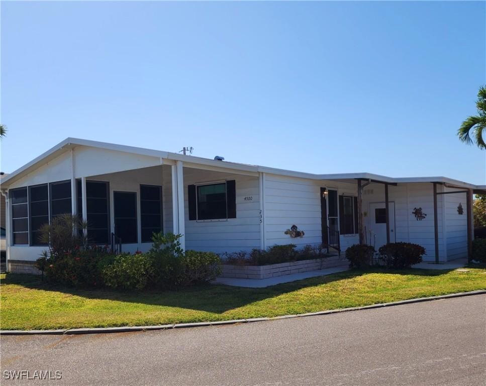 4920 Pinfish Ln., St James City, FL 33956