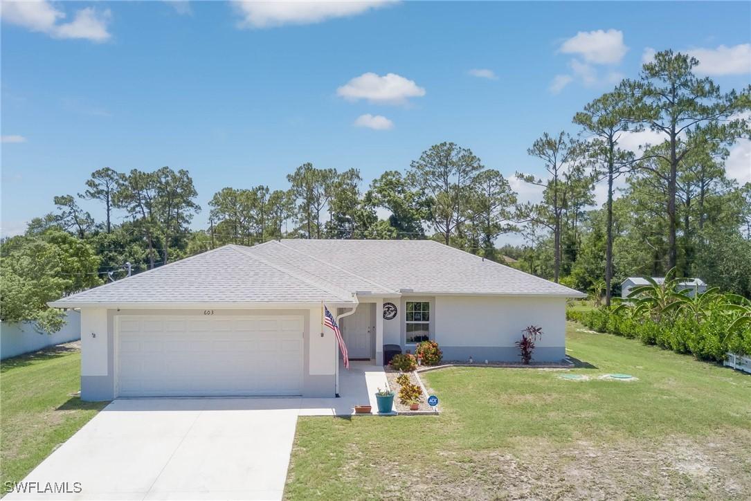 603 Henry Ave., Lehigh Acres, FL 33972