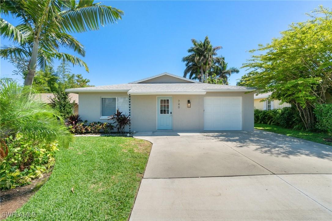 740 106th Ave., Naples, FL 34108