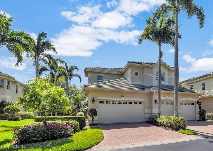 650 Vintage Reserve Cir. #5C, Naples, FL 34119