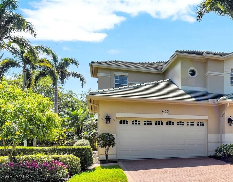650 Vintage Reserve Cir. #5C, Naples, FL 34119