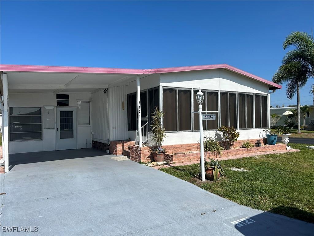 3121 Running Deer Dr., North Fort Myers, FL 33917