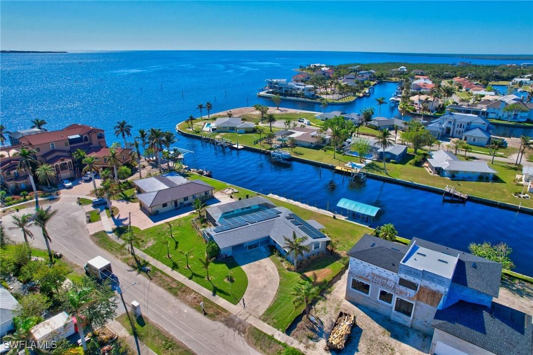 250 Bangsberg Rd., Port Charlotte, FL 33952