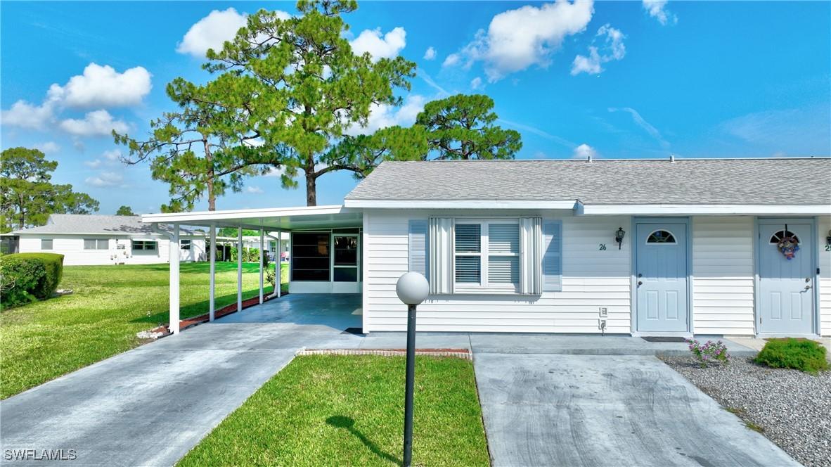 26 Pinewood Blvd., Lehigh Acres, FL 33936