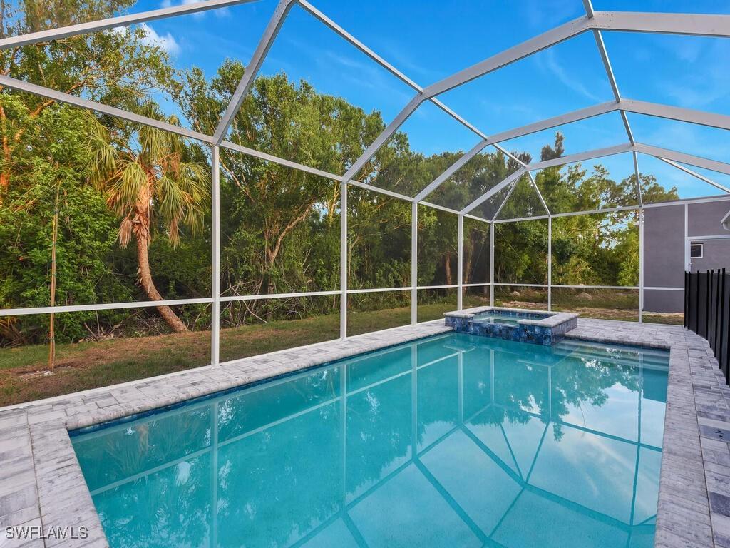 1553 NW 26th Pl., Cape Coral, FL 33993