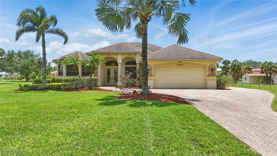 15560 Old Olga Rd., Alva, FL 33920
