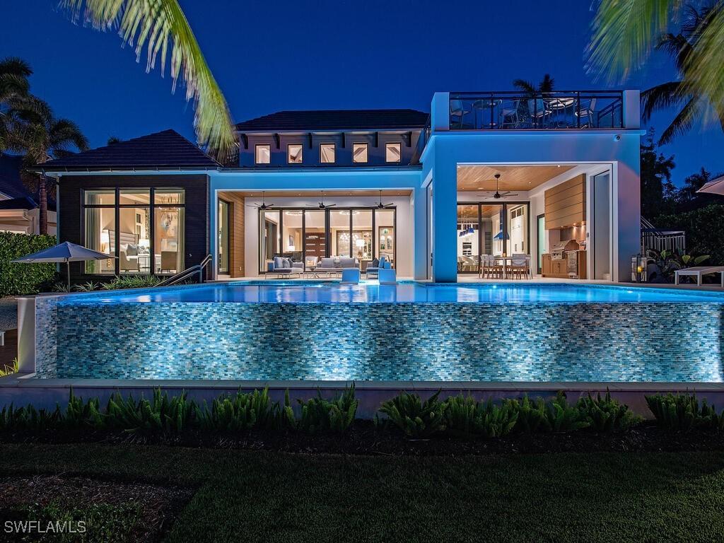 661 Galleon Dr., Naples, FL 34102