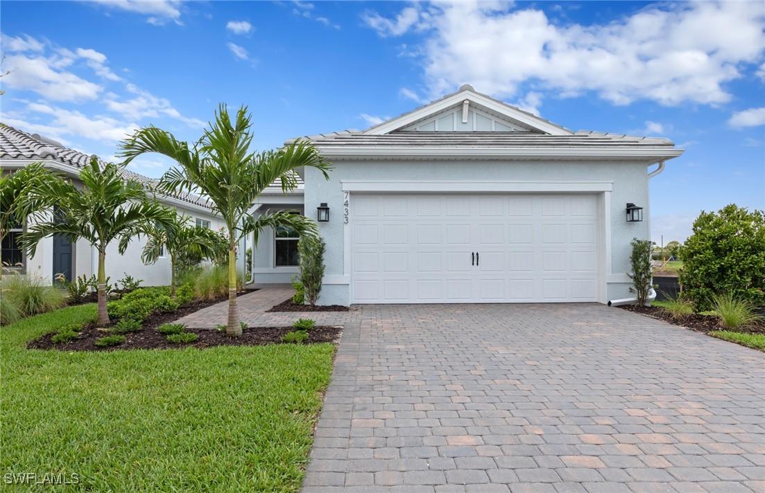 7433 Blue Salvia Dr., North Fort Myers, FL 33917