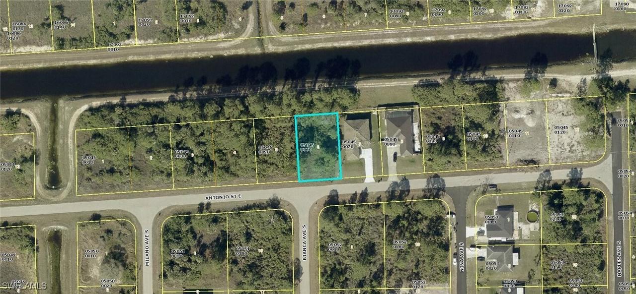 1237 Antonio St., Lehigh Acres, FL 33974