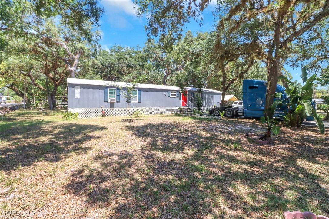 1222 Apache Ave., Labelle, FL 33935