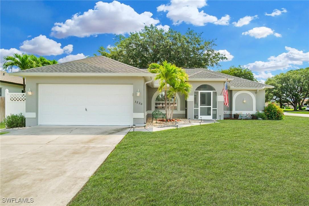 3220 Citron Dr., Naples, FL 34120