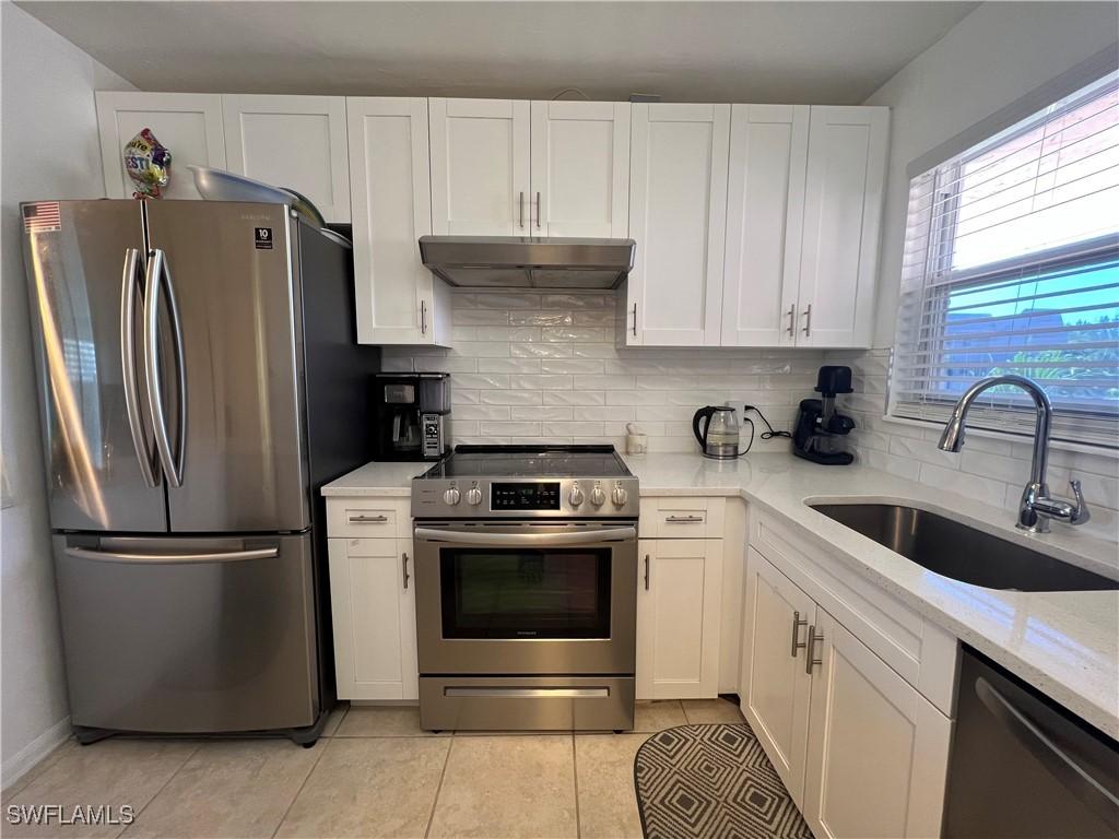200 Forest Lakes Blvd. #201, Naples, FL 34105