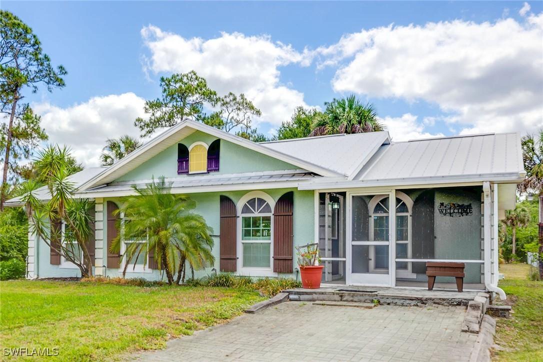 180 20th St., Naples, FL 34117