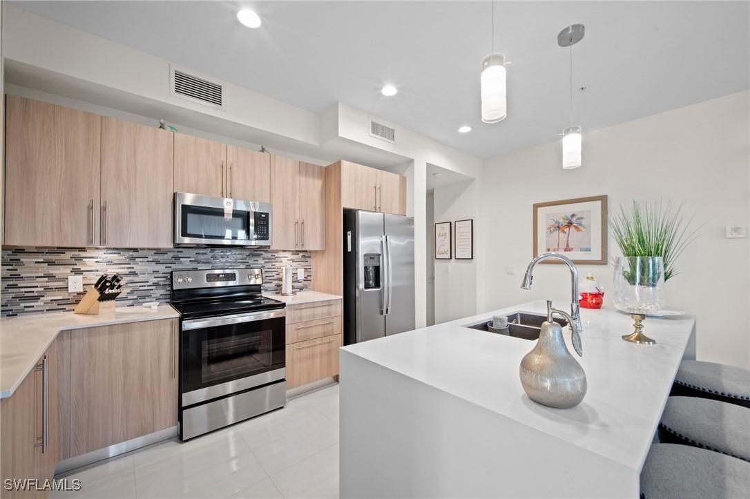 15901 Royal Pointe Ln. #301, Fort Myers, FL 33908