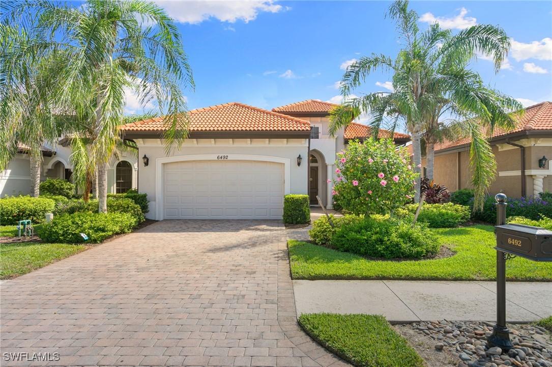 6492 Caldecott Dr., Naples, FL 34113