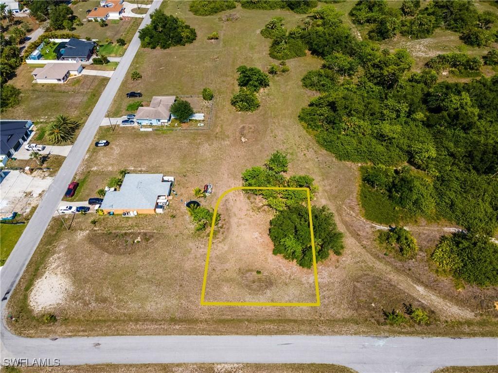 2723 NE 22nd Pl., Cape Coral, FL 33909