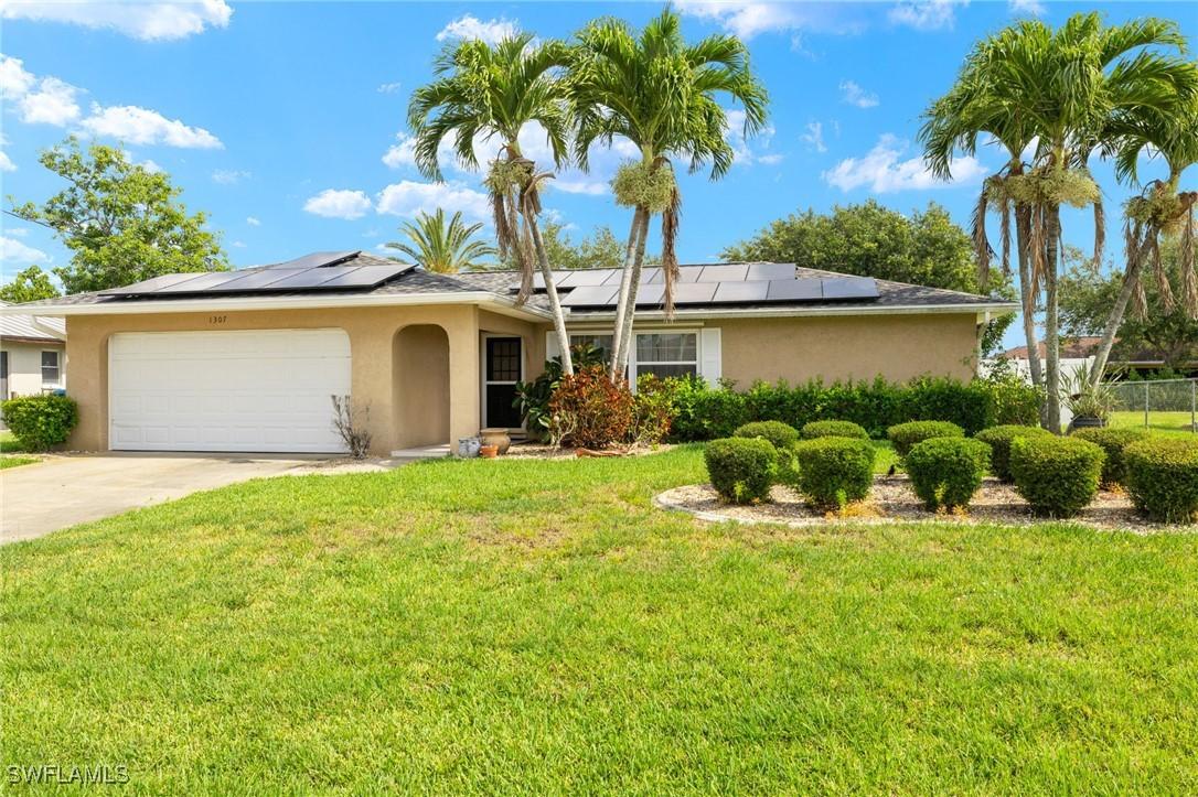 1307 SE 18th Ter., Cape Coral, FL 33990