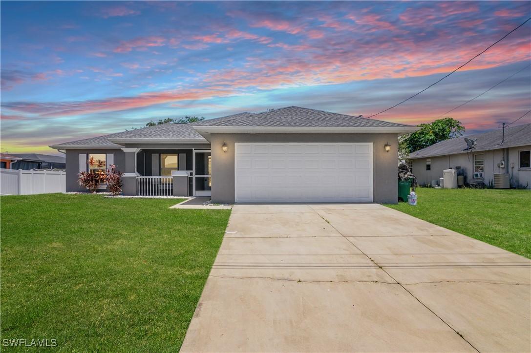 2903 NW 5th Pl., Cape Coral, FL 33993