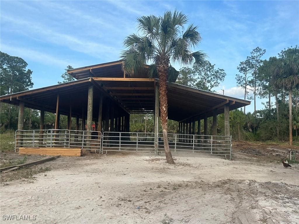 3550 Everglades Blvd., Naples, FL 34117