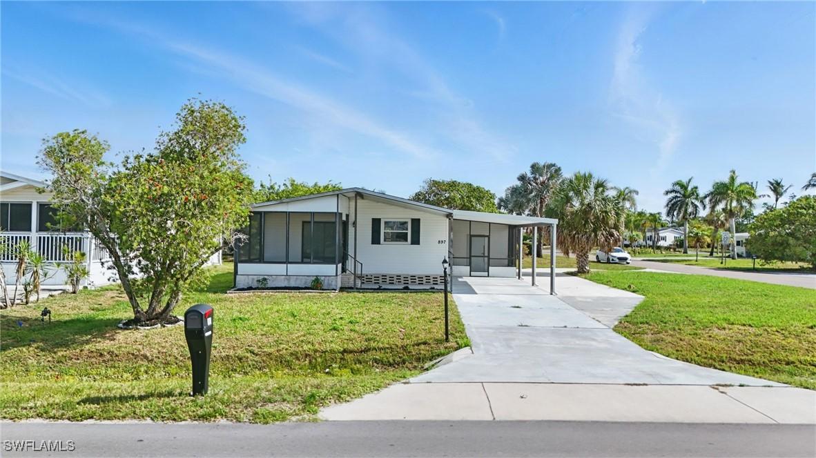 897 Manatee Rd., Naples, FL 34114