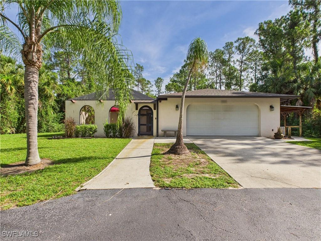321 20th Ave., Naples, FL 34120